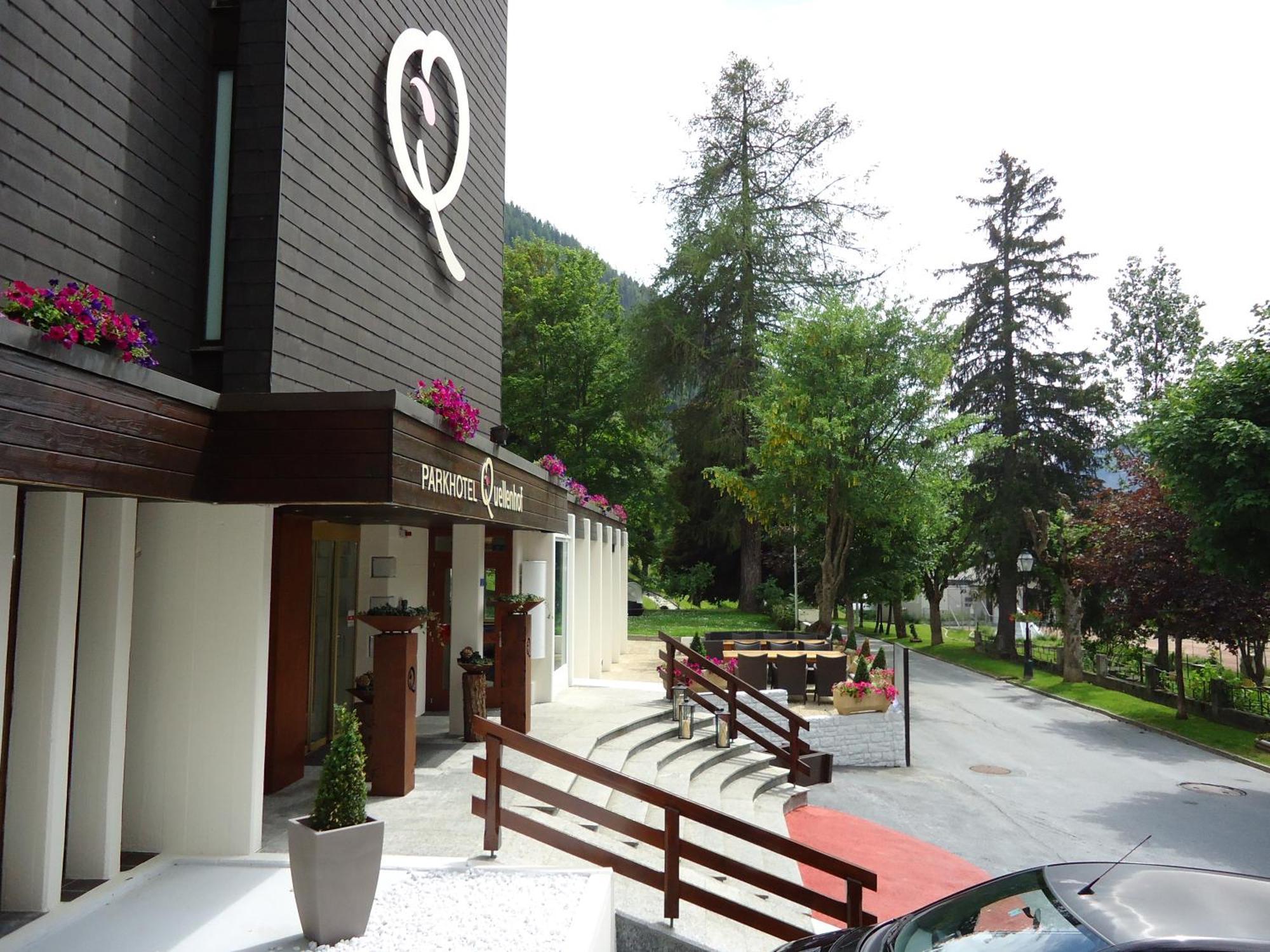 Hotel Quellenhof Лойкербад Екстериор снимка