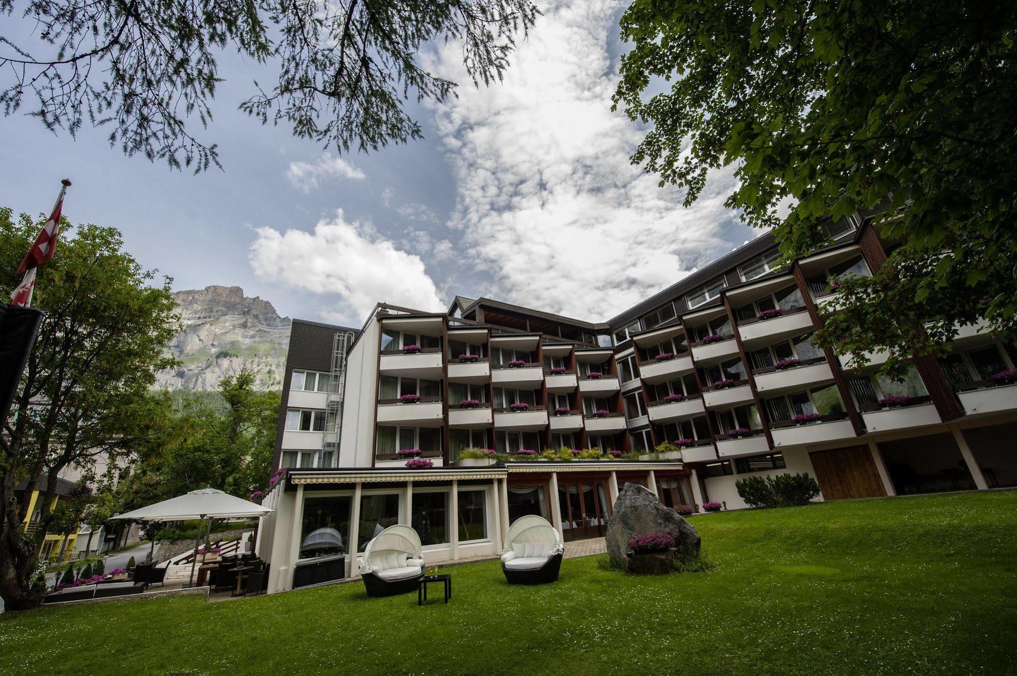 Hotel Quellenhof Лойкербад Екстериор снимка